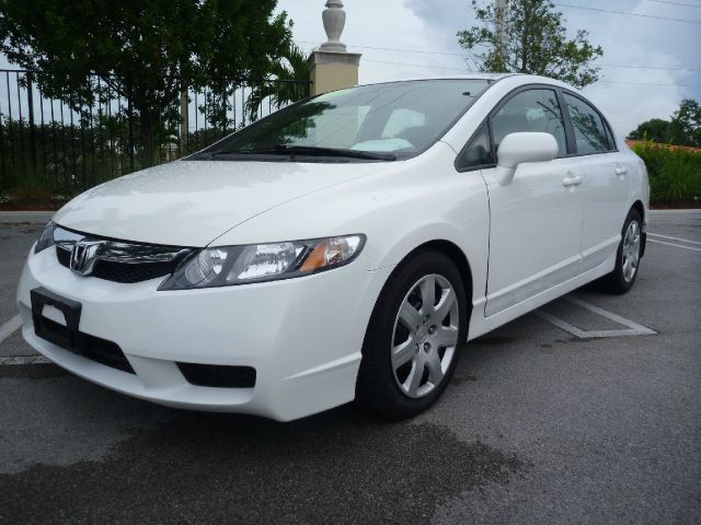 Honda Civic 2010 photo 2