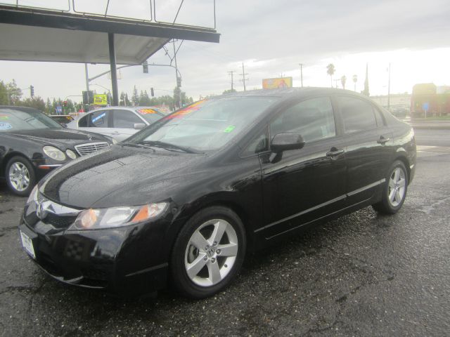 Honda Civic 2010 photo 2