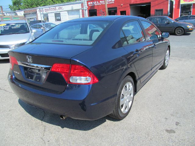 Honda Civic 2010 photo 7