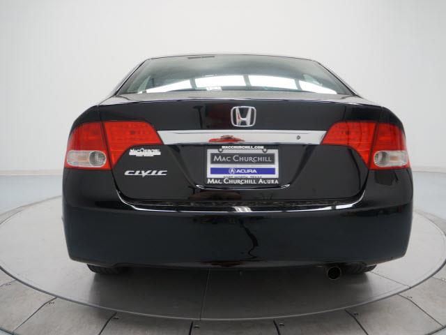 Honda Civic 2010 photo 2