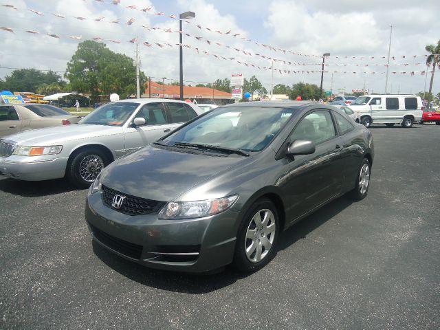 Honda Civic 2010 photo 2