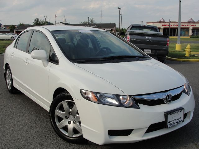 Honda Civic 2010 photo 2