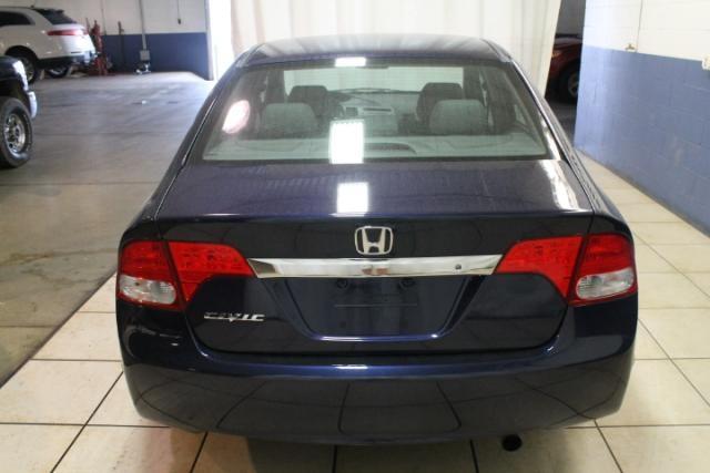 Honda Civic 2011 photo 2