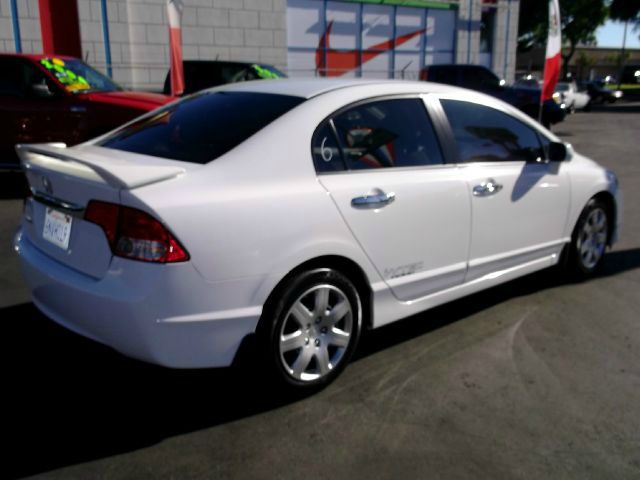 Honda Civic 2011 photo 2