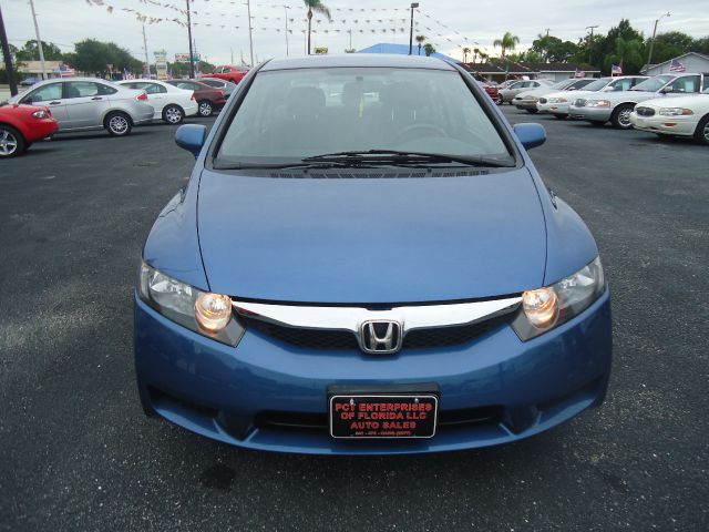 Honda Civic 2011 photo 2