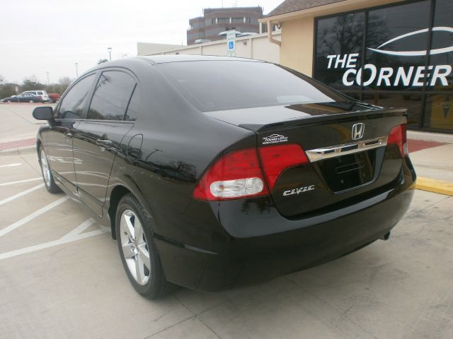 Honda Civic 2011 photo 2