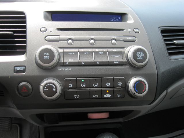 Honda Civic 2011 photo 3