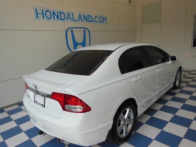 Honda Civic 2011 photo 1