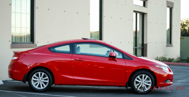 Honda Civic 2012 photo 2