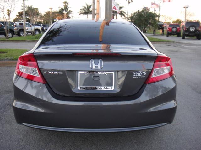 Honda Civic 2012 photo 1