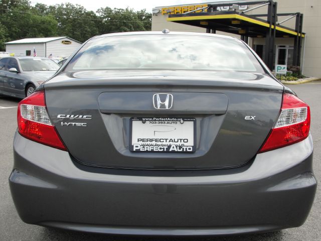 Honda Civic 2012 photo 0