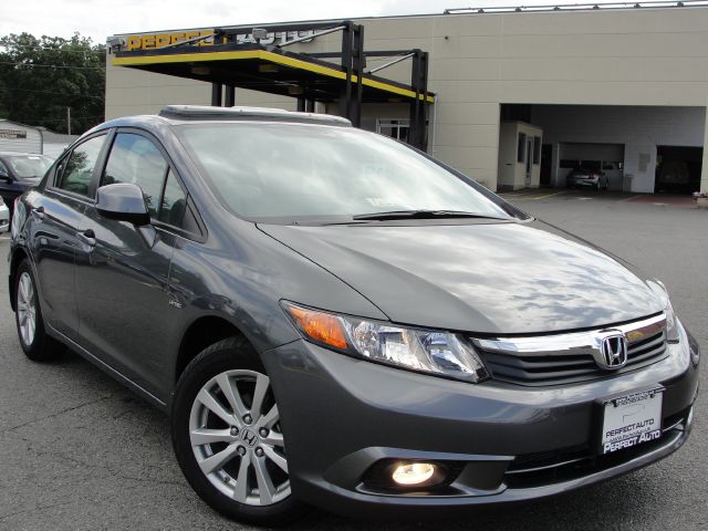 Honda Civic 2012 photo 1