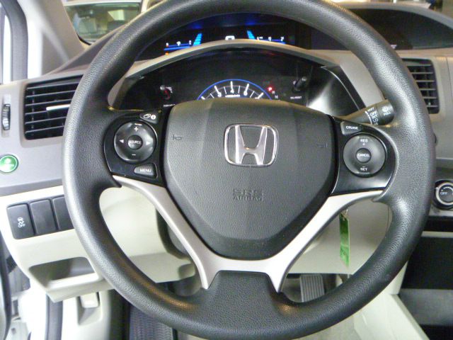 Honda Civic 2012 photo 2