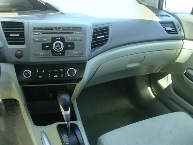 Honda Civic 2012 photo 16