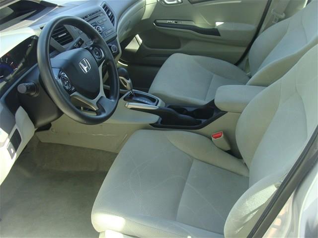 Honda Civic 2012 photo 3