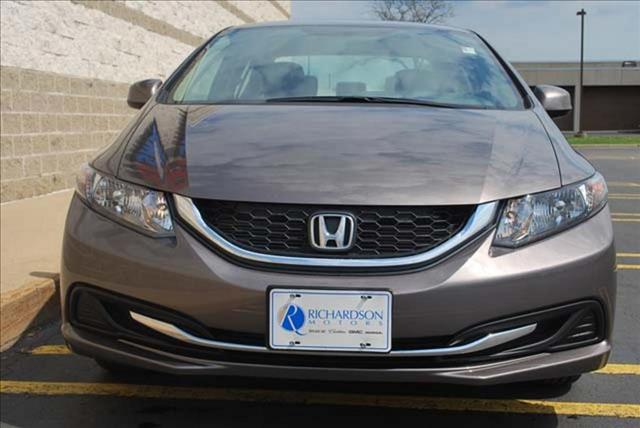 Honda Civic 2013 photo 2