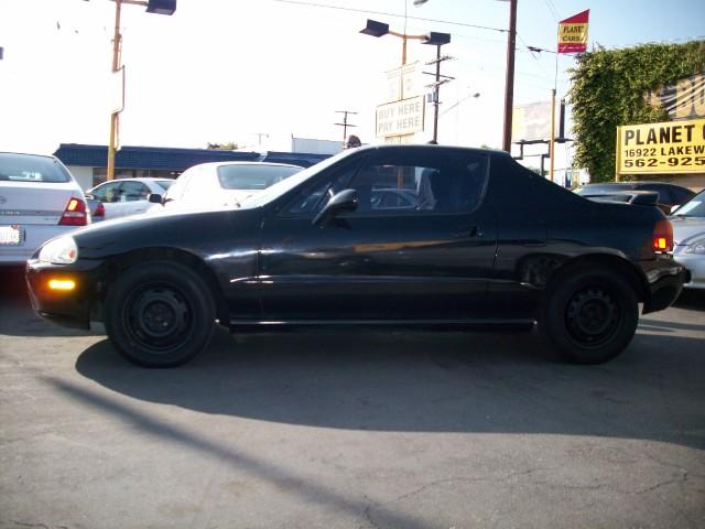 Honda Civic del SOL 2004 GMC 1500 SLE Coupe