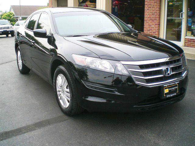 Honda Crosstour 2012 photo 2