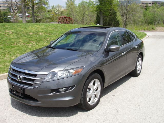 Honda Crosstour 2012 photo 2