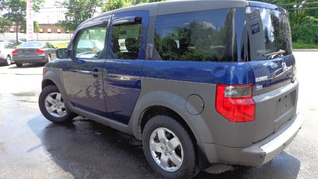 Honda Element 2003 photo 3