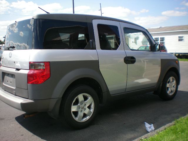 Honda Element 2003 photo 1