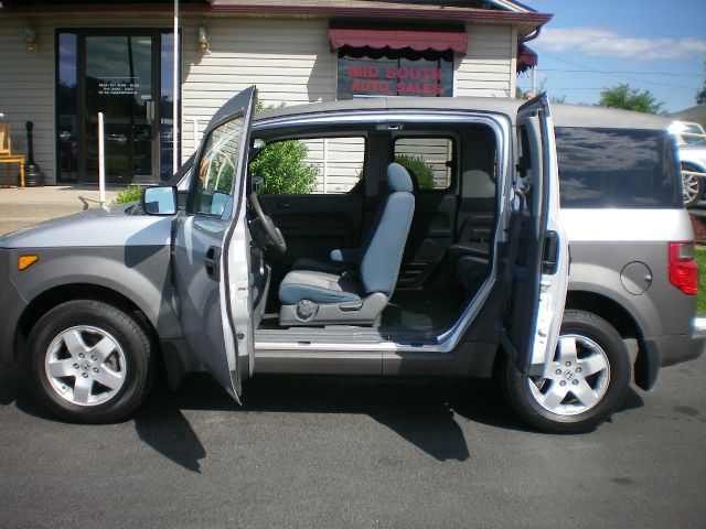 Honda Element 2003 photo 3