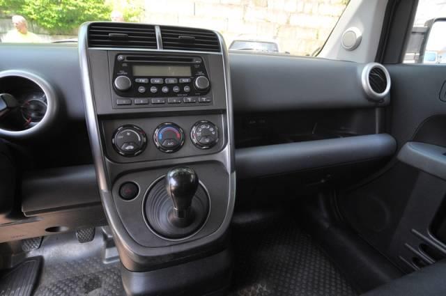 Honda Element 2003 photo 8