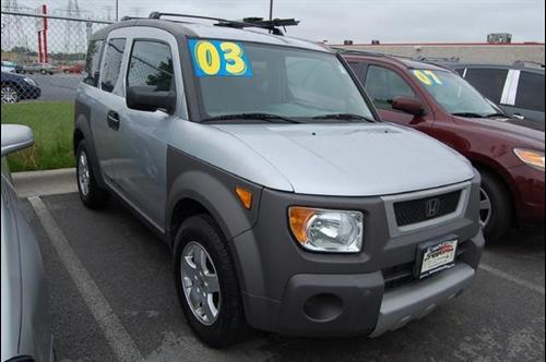 Honda Element 2003 photo 2