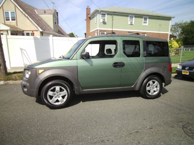 Honda Element 2003 photo 3