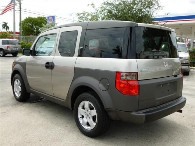 Honda Element 2003 photo 4