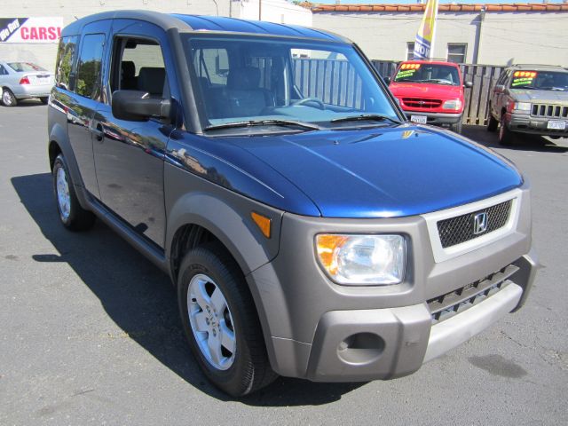 Honda Element 2003 photo 3