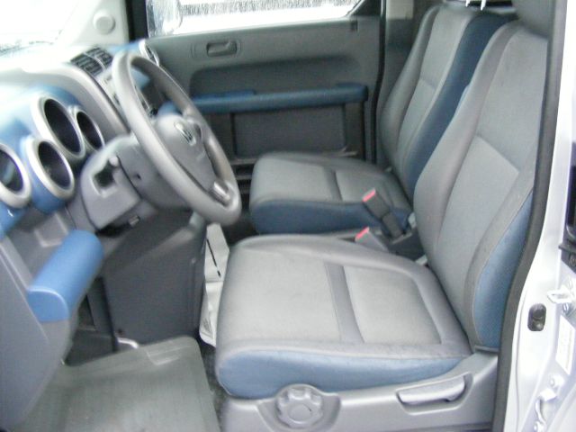 Honda Element 2003 photo 1