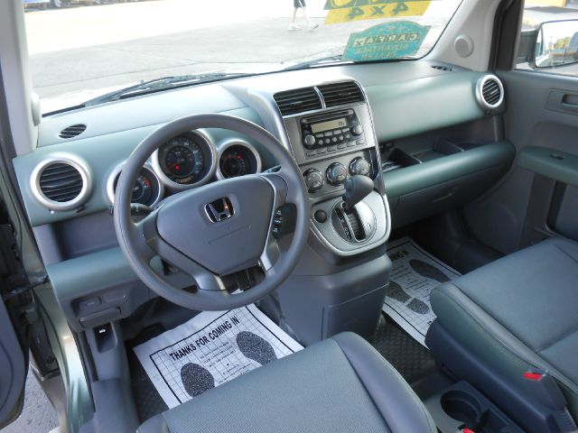 Honda Element 2003 photo 11