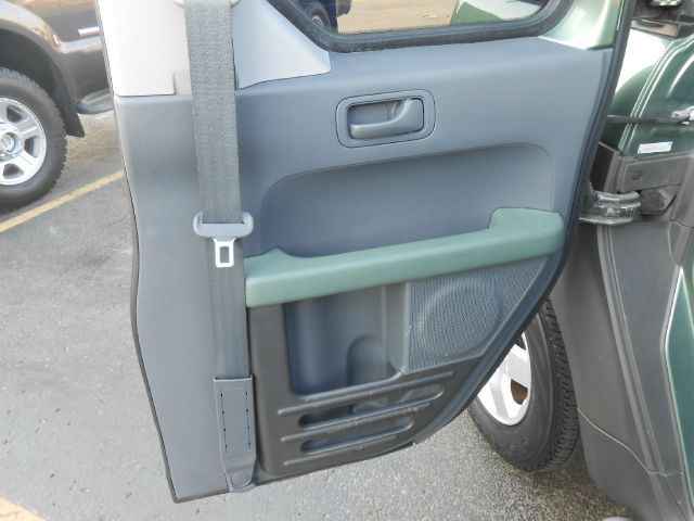 Honda Element 2003 photo 16