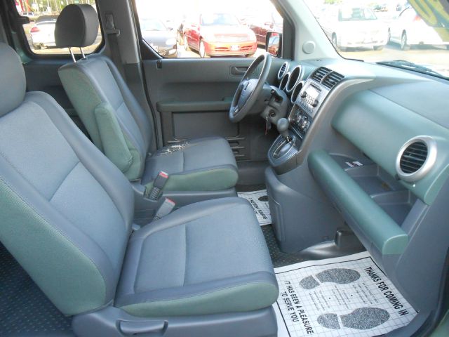 Honda Element 2003 photo 17