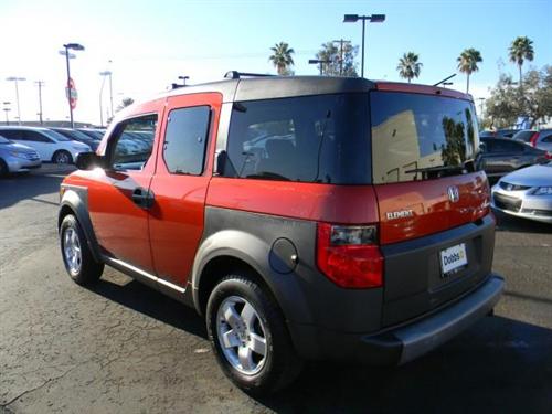 Honda Element 2003 photo 2