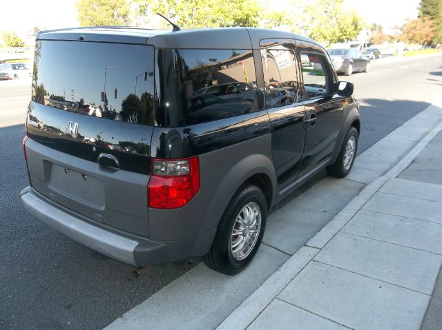 Honda Element 2003 photo 9