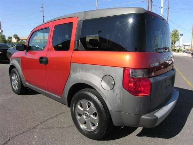 Honda Element 2003 photo 1