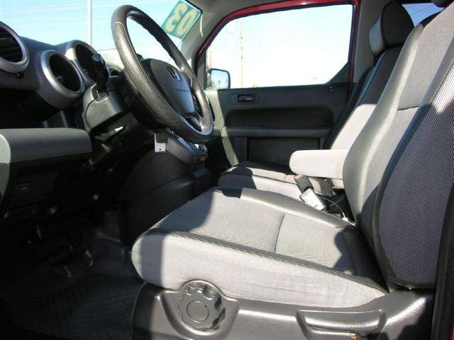 Honda Element 2003 photo 3