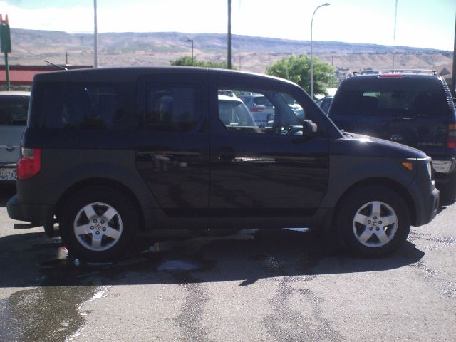 Honda Element 2003 photo 3