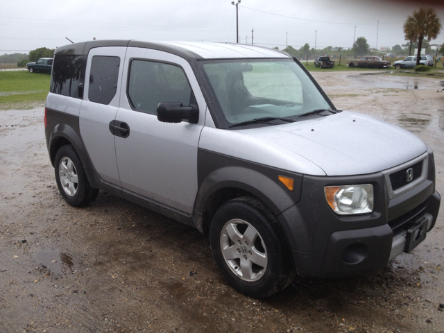 Honda Element 2004 photo 4