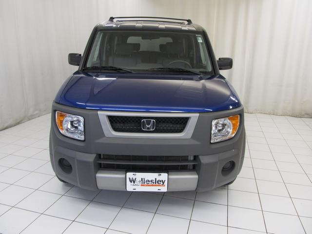 Honda Element 2004 photo 1