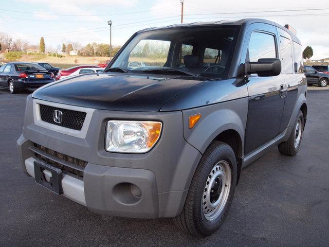 Honda Element 2004 photo 1