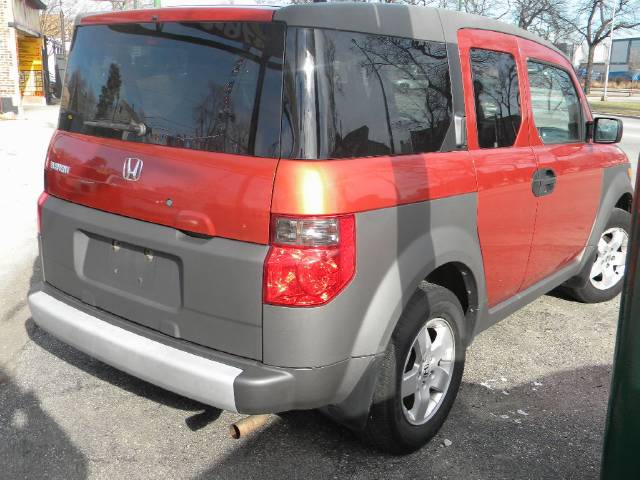 Honda Element 2004 photo 4