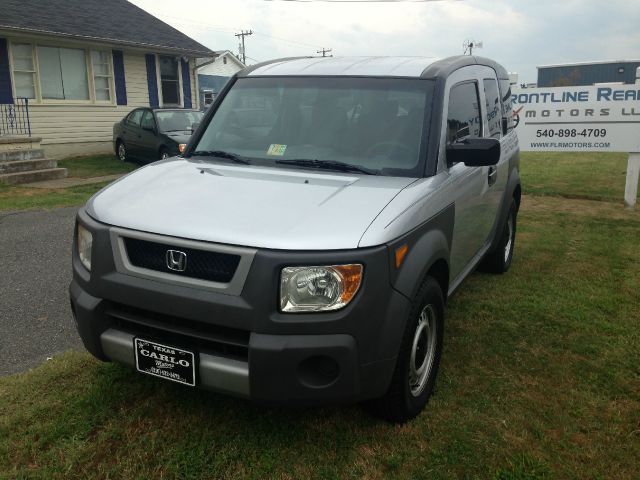 Honda Element 2004 photo 3