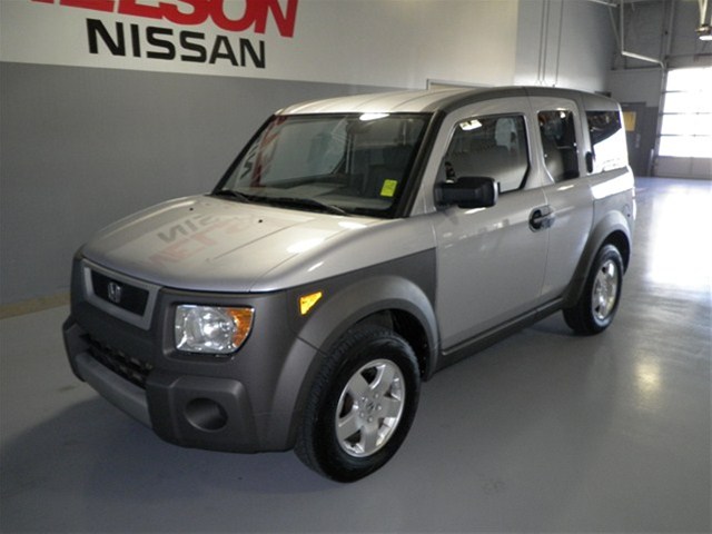 Honda Element 2004 photo 1