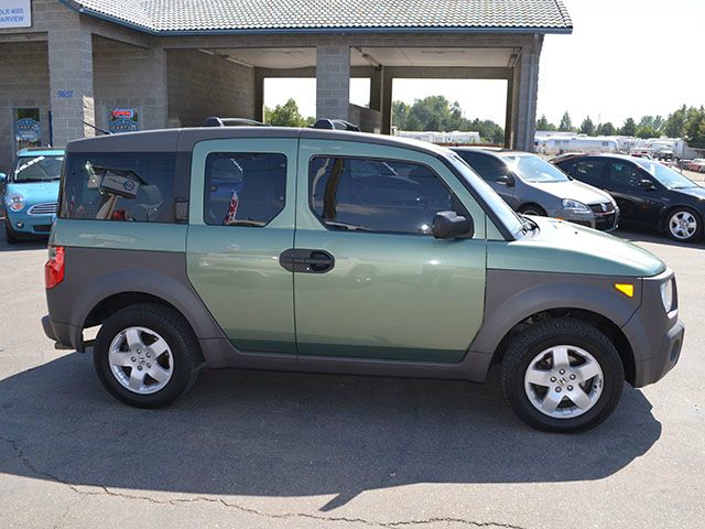 Honda Element 2004 photo 1