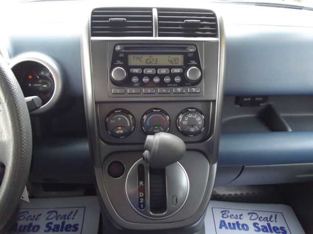 Honda Element 2004 photo 14