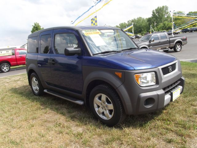 Honda Element 2004 photo 4