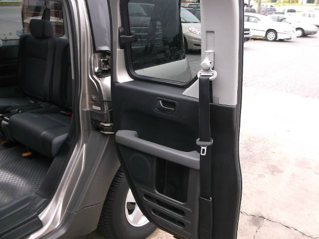 Honda Element 2004 photo 7